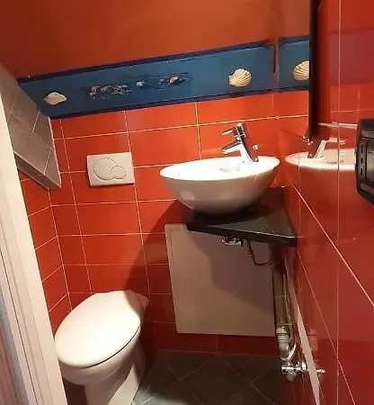 Guesthouse Via Del Mare Apartment *